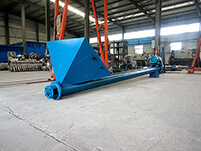 螺旋輸送機的輸送結構為：螺旋機殼，螺旋軸，螺旋葉片，螺旋電機等多個部件的使用。